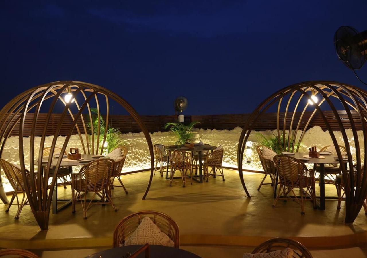 Hotel Town Grand Patel Nagar Nova Deli Exterior foto